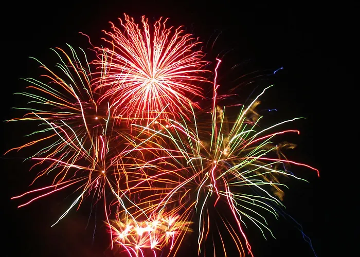 Belfast New Year's Eve Guide 2027-2027: Events, Fireworks & Where to Stay