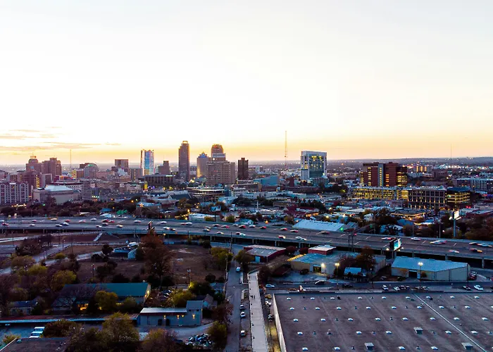 San Antonio New Year's Eve Guide 2026-2027: Events, Fireworks & Where to Stay