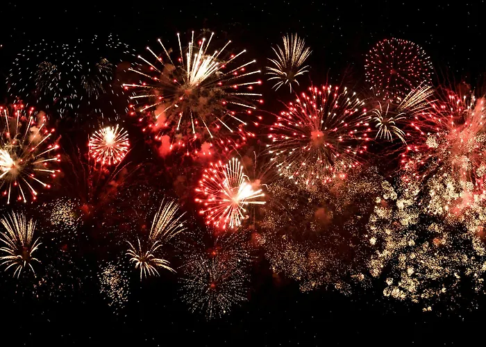 Hanoi New Year's Eve Guide 2027-2027: Events, Fireworks & Where to Stay