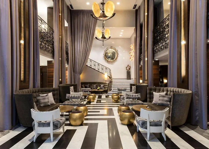 New York New Year's Eve Guide 2026-2027: Events, Fireworks & Where to Stay